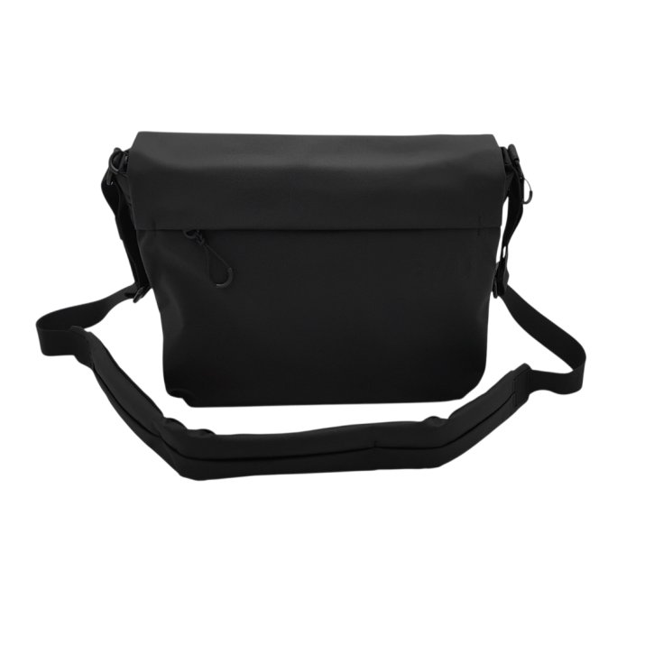 Aunts & Uncles AOKI RE LITE Umhängetasche black